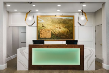 the bluff savannah historic tapestry collection by hilton