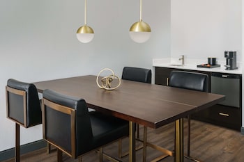 the bluff savannah historic tapestry collection by hilton