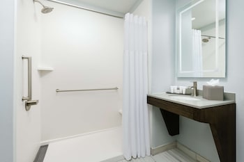 the bluff savannah historic tapestry collection by hilton