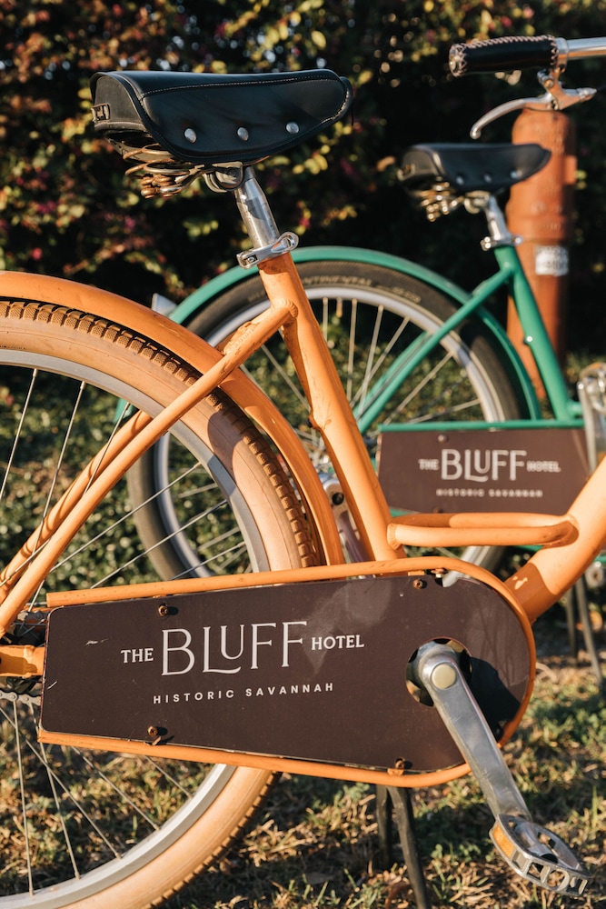 the bluff savannah historic tapestry collection by hilton