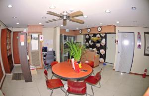 hwaseong guest house hostel