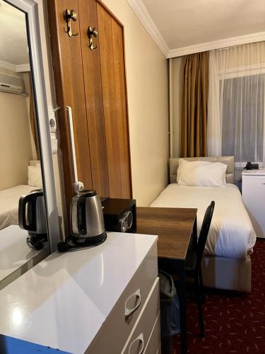 istanbul paris hotel and hostel