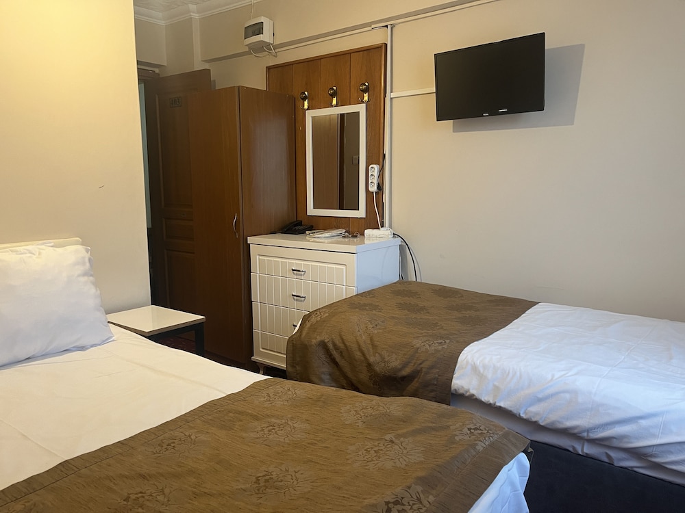 istanbul paris hotel and hostel
