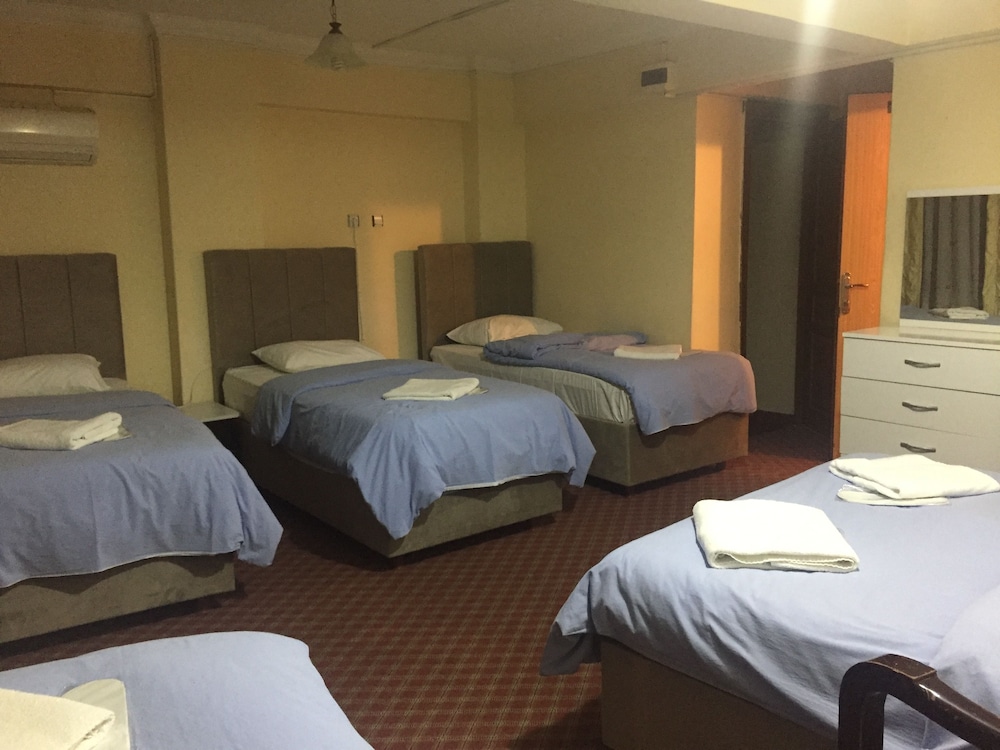 istanbul paris hotel and hostel