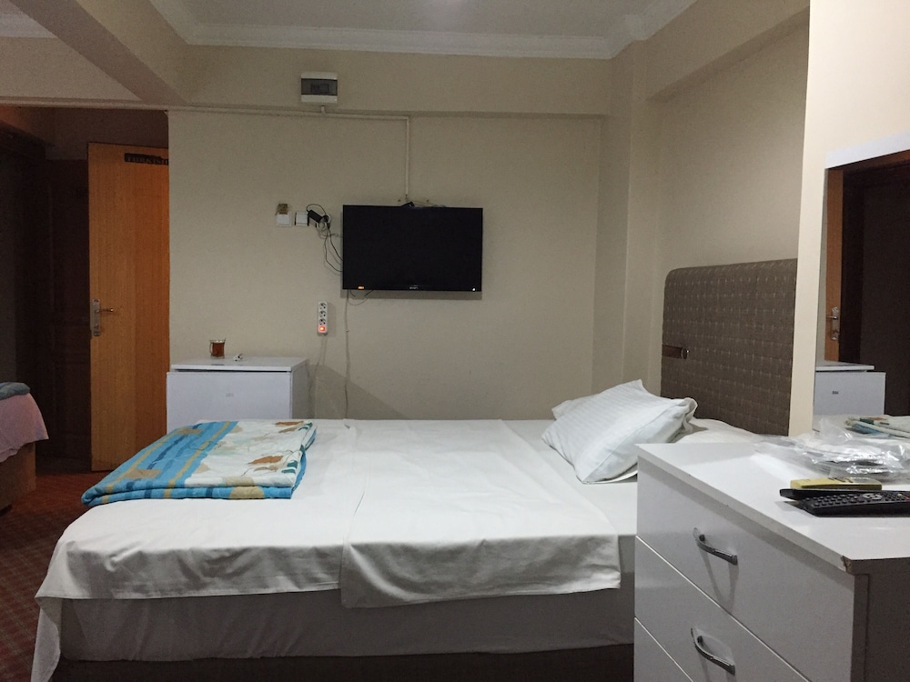 istanbul paris hotel and hostel