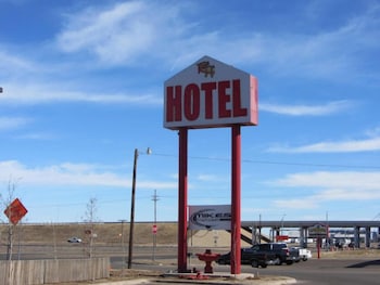 Reddy Hotel,Plainview>>Lubbock,3 star