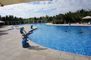 Seava Ho Tram Resort,On A Lake,4 star