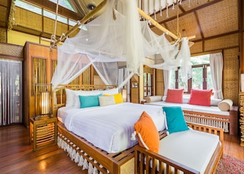 the floathouse river kwai