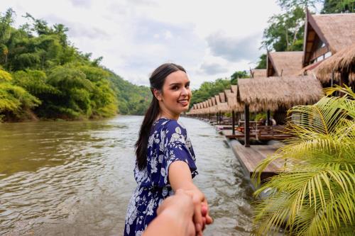 the floathouse river kwai