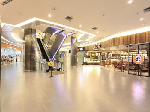 zest airport jakarta by swiss belhotel international