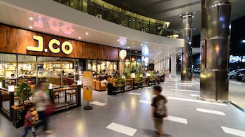 zest airport jakarta by swiss belhotel international