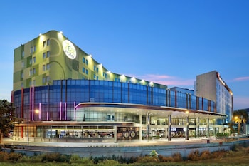 zest airport jakarta by swiss belhotel international