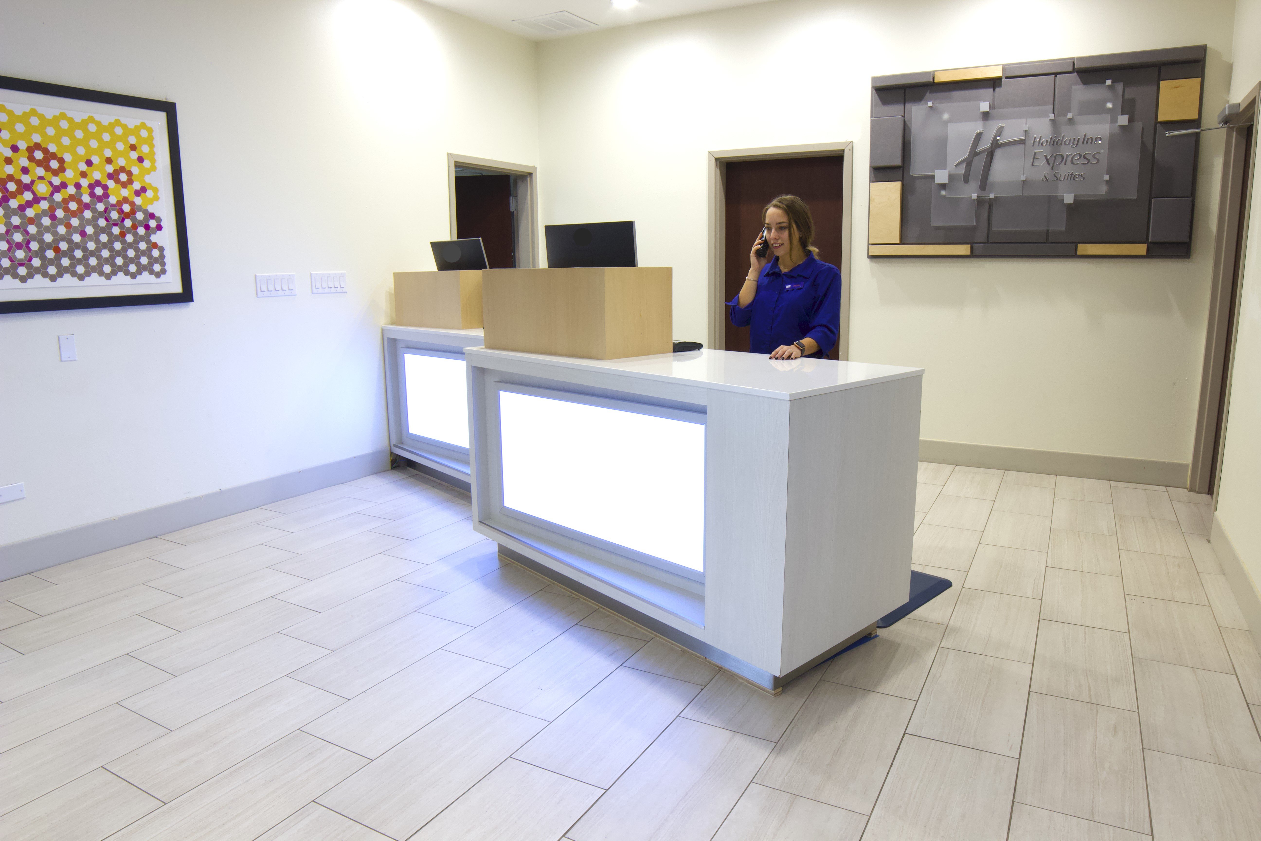 holiday inn express hotel and suites seguin by ihg