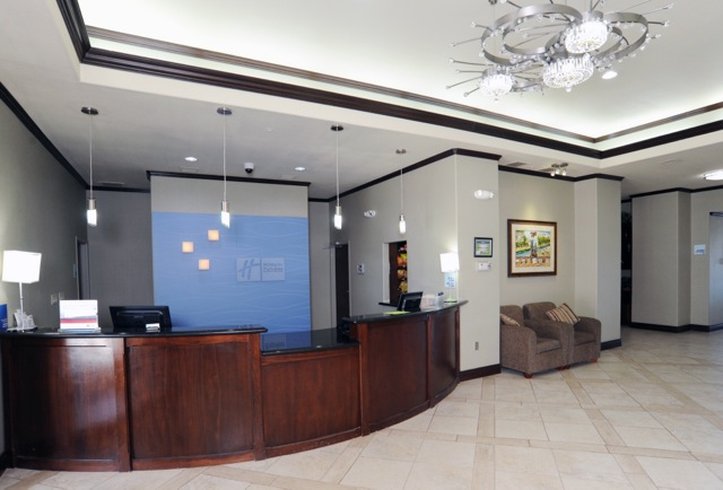 holiday inn express hotel and suites seguin by ihg