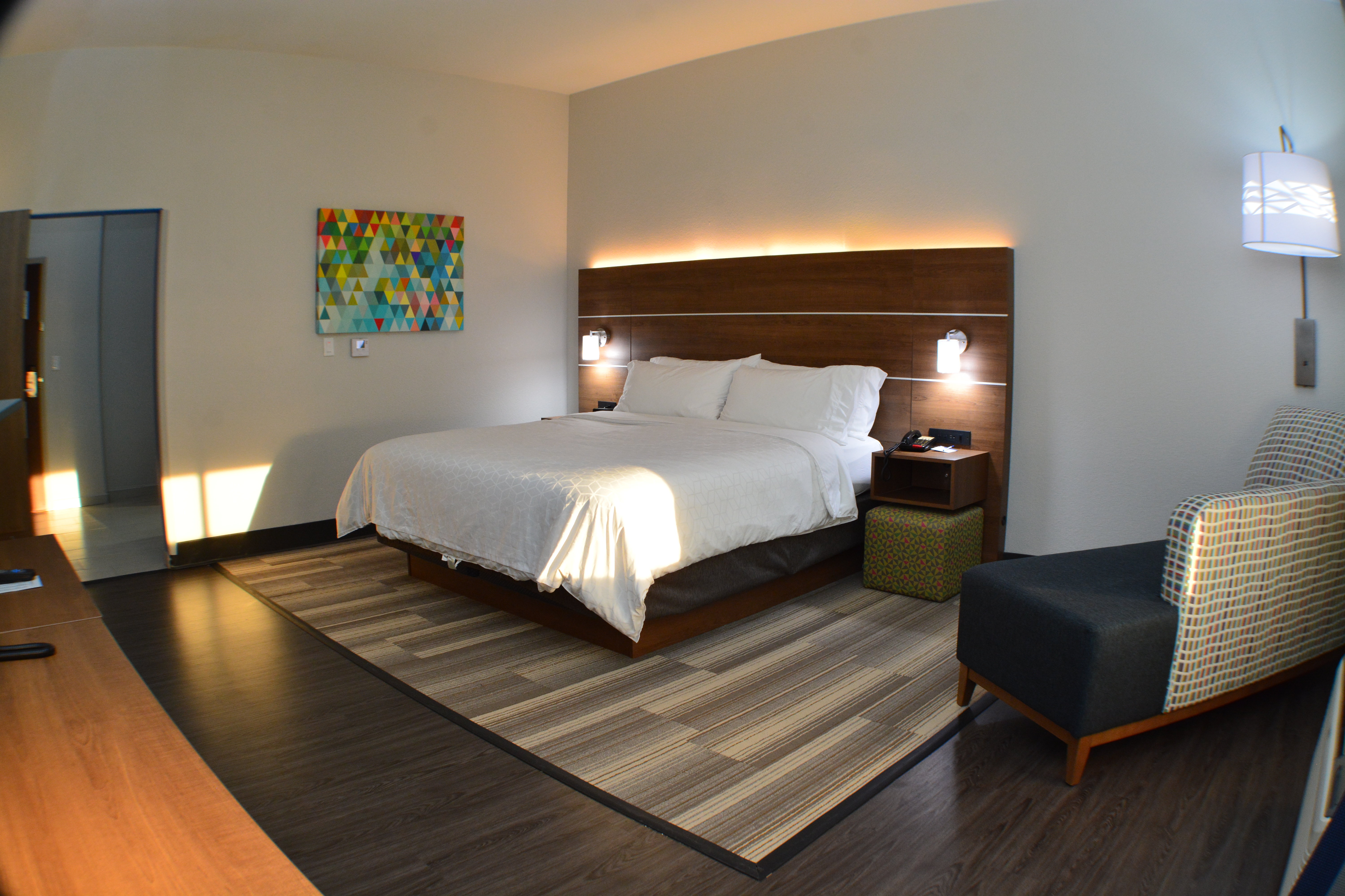 holiday inn express hotel and suites seguin by ihg