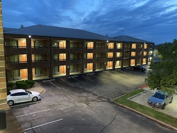 motel 6 oklahoma city ok fairgrounds west