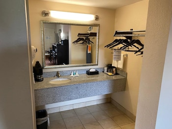 motel 6 oklahoma city ok fairgrounds west