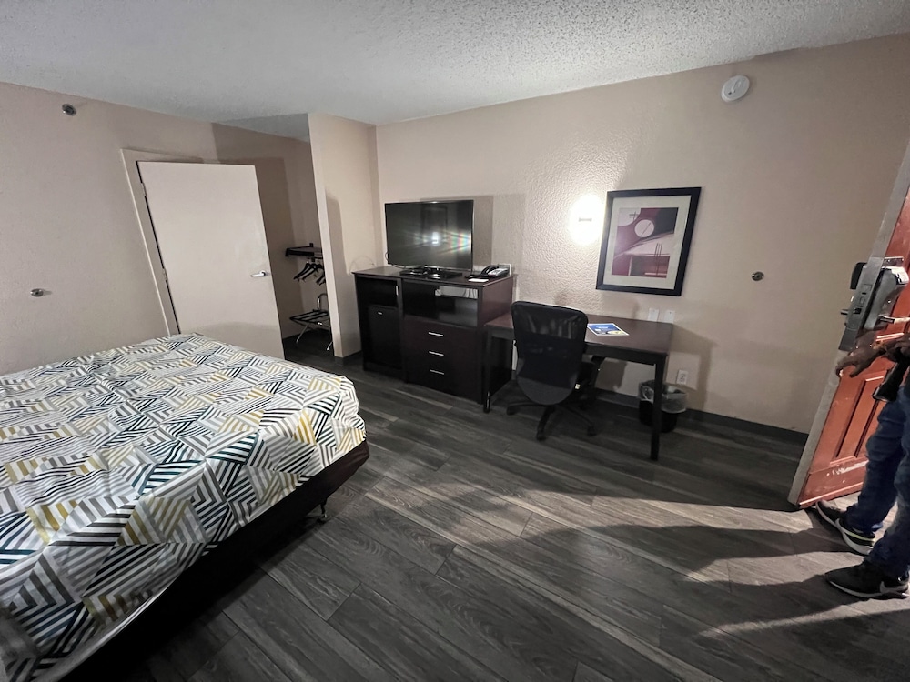 motel 6 oklahoma city ok fairgrounds west