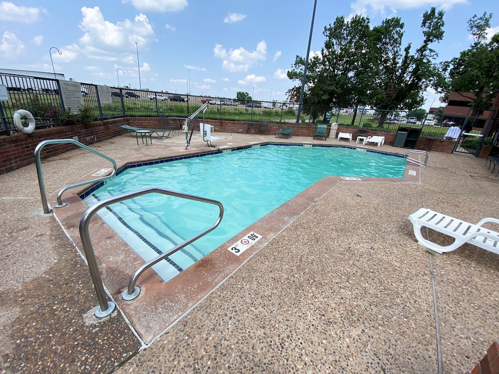 motel 6 oklahoma city ok fairgrounds west