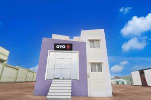 hotel o midway treat barwani
