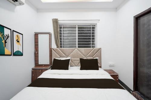 hotel o midway treat barwani