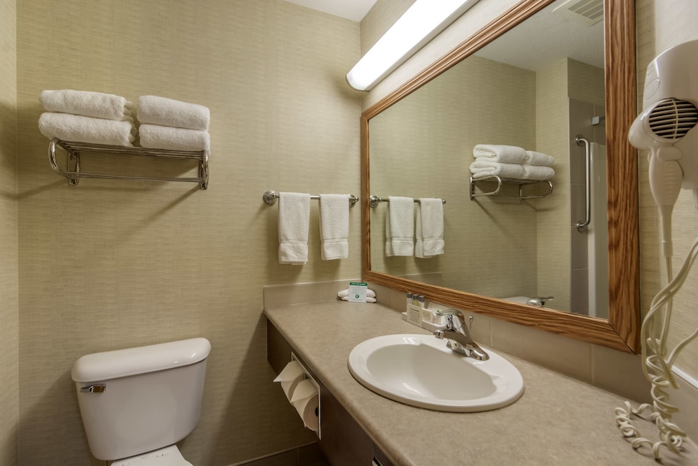 devonian hotel and suites