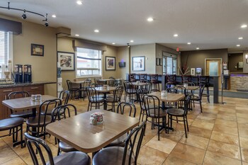 devonian hotel and suites