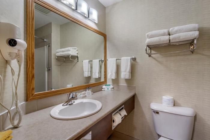 devonian hotel and suites