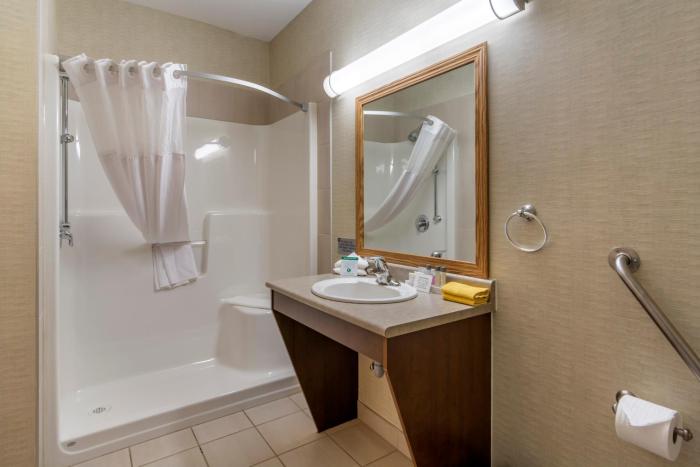 devonian hotel and suites