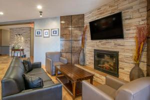 devonian hotel and suites