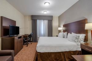 devonian hotel and suites
