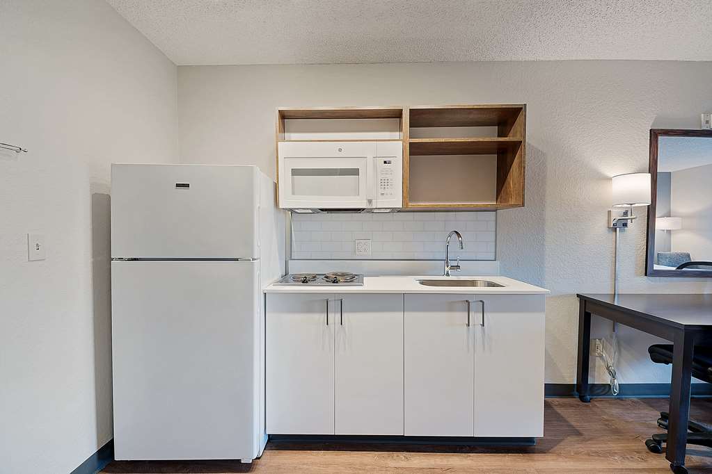 extended stay america doral 87th av south