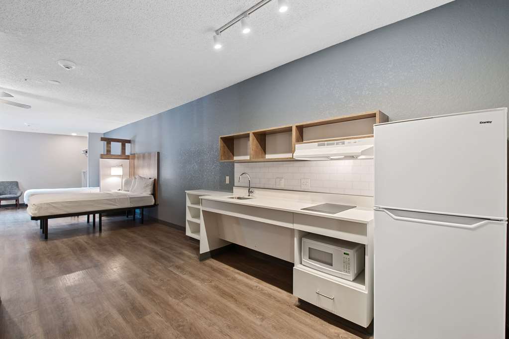 extended stay america doral 87th av south