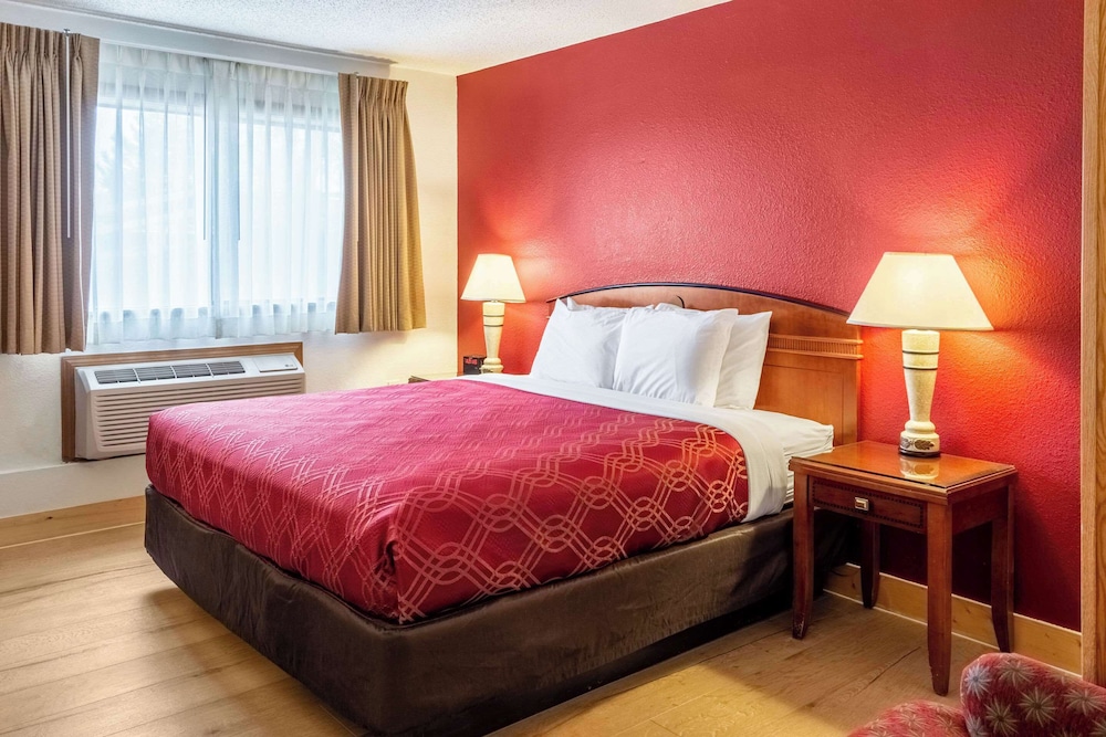 econo lodge inn and suites madras