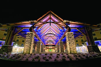 mount airy casino resort adults only 21