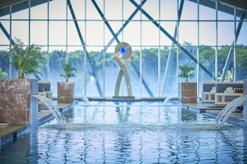 mount airy casino resort adults only 21