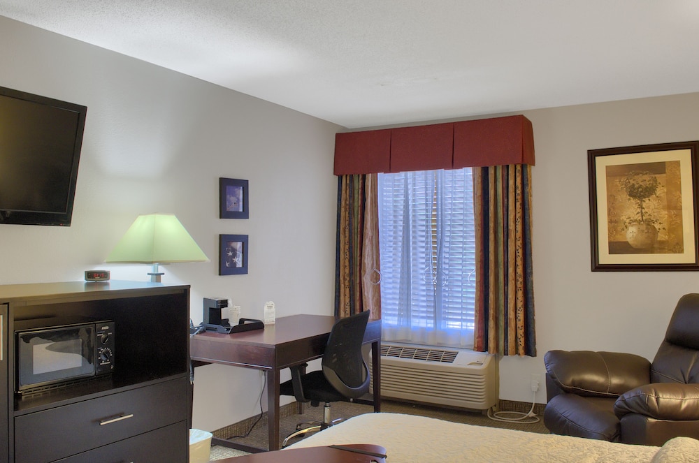 hometown inn