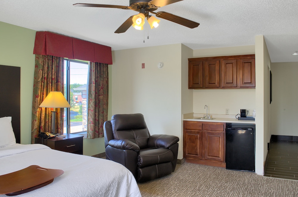 hometown inn