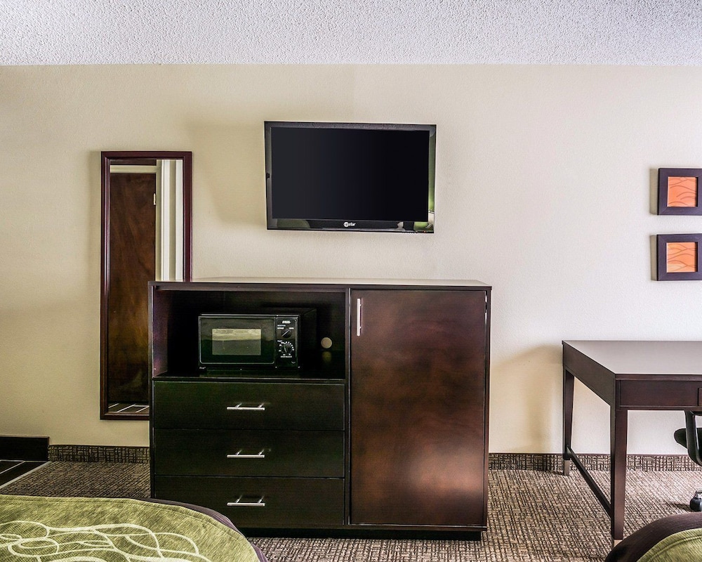 hometown inn