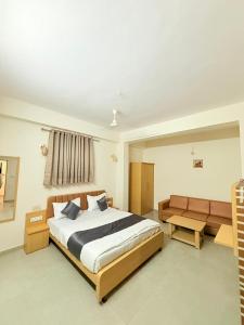 hotel krishna garden