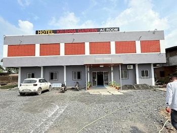 Hotel Krishna Garden,,1 star