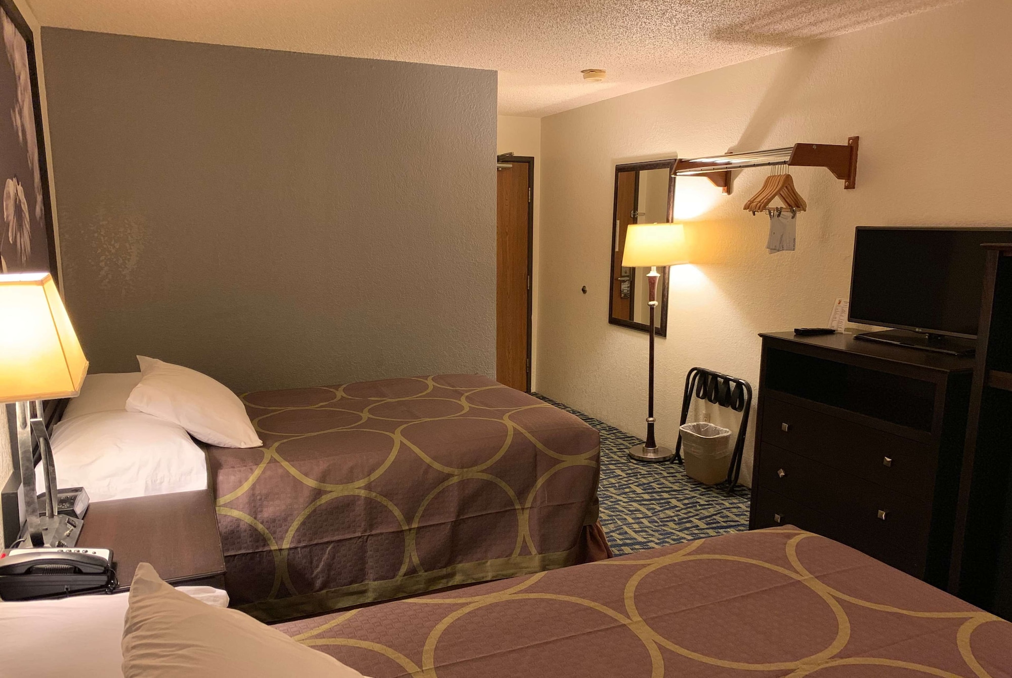 Super 8 By Wyndham Shakopee,Minneapolis - St. Paul>>Greenwood,2 star