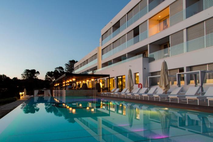 hotel cala saona and spa