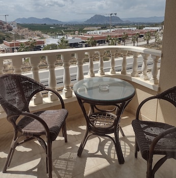 hotel algorfa