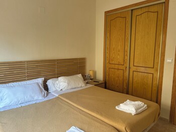 hotel algorfa