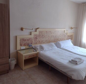 hotel algorfa