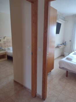hotel algorfa