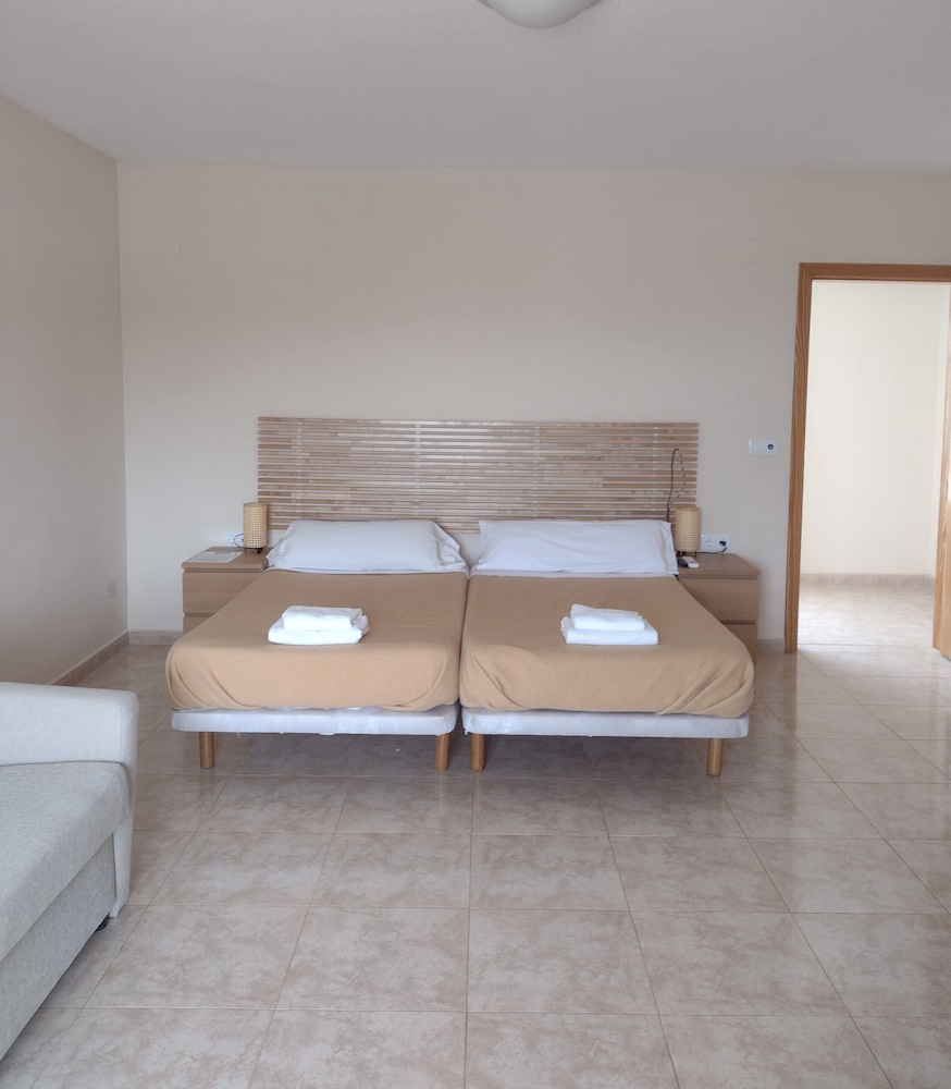 hotel algorfa