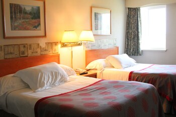 tamarack motor inn
