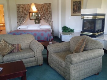 tamarack motor inn